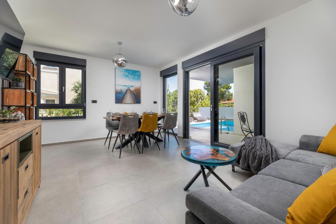 Luxury Villa Adria Apartments Krk Town Exterior photo