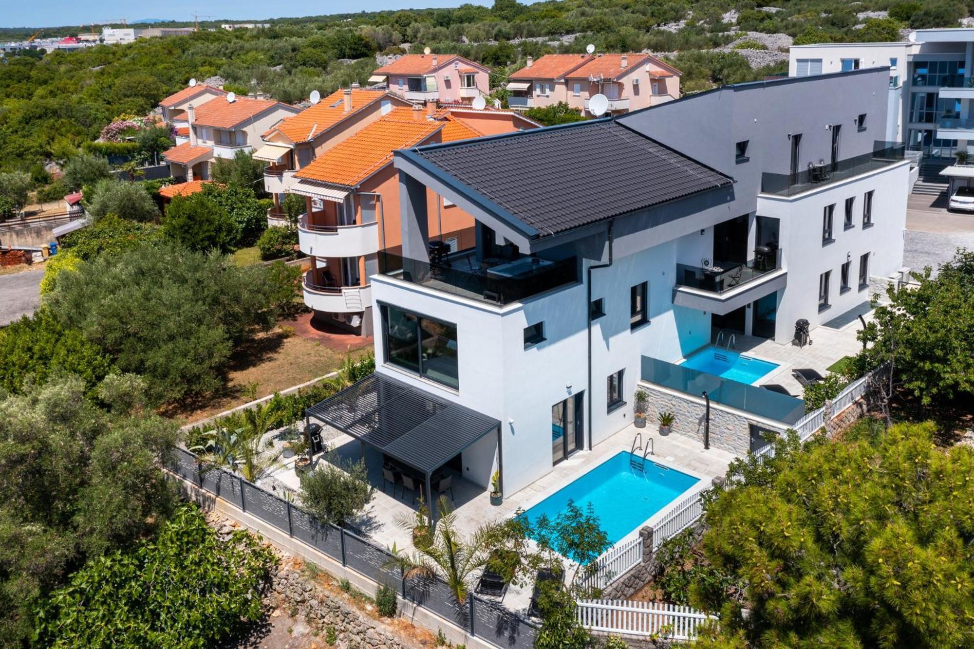 Luxury Villa Adria Apartments Krk Town Exterior photo