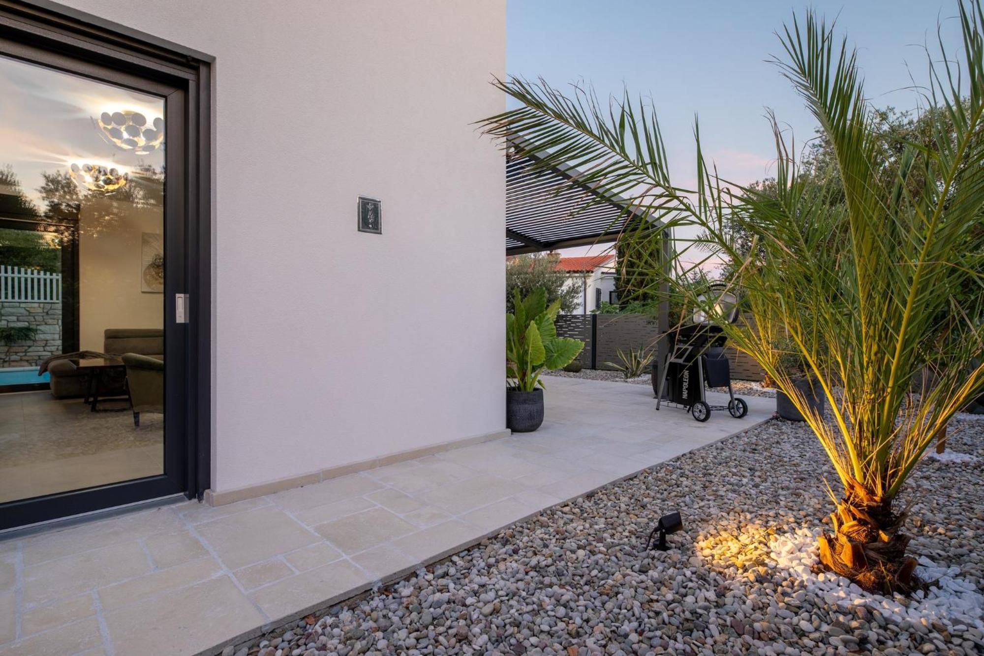 Luxury Villa Adria Apartments Krk Town Exterior photo